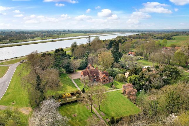 10 bedroom detached house for sale