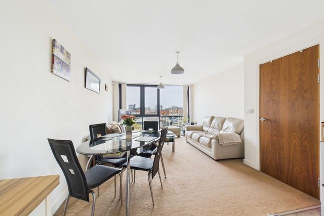 Freedom Quay, Hull HU1 2BE 1 bed flat for sale