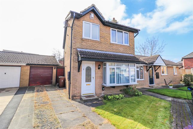 Meadow Brook Court, Normanton WF6 2 bed semi
