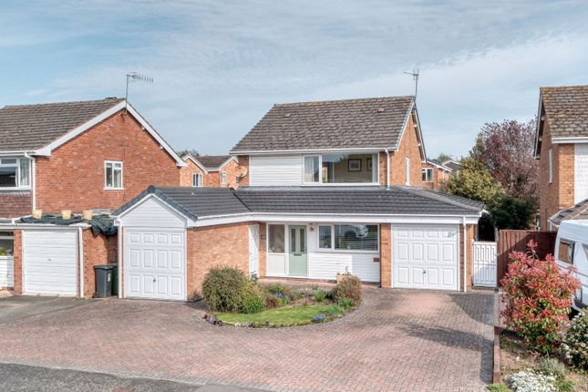 Windsor Road, Droitwich, WR9 7BZ 3 bed detached house for sale