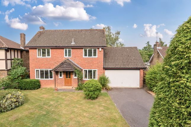 Newhurst Gardens, Warfield, RG42 4 bed detached house for sale