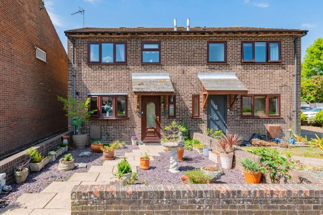 St. Michaels Road, Southampton SO31 3 bed semi