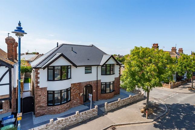 Cromwell Road, Whitstable 5 bed detached house for sale