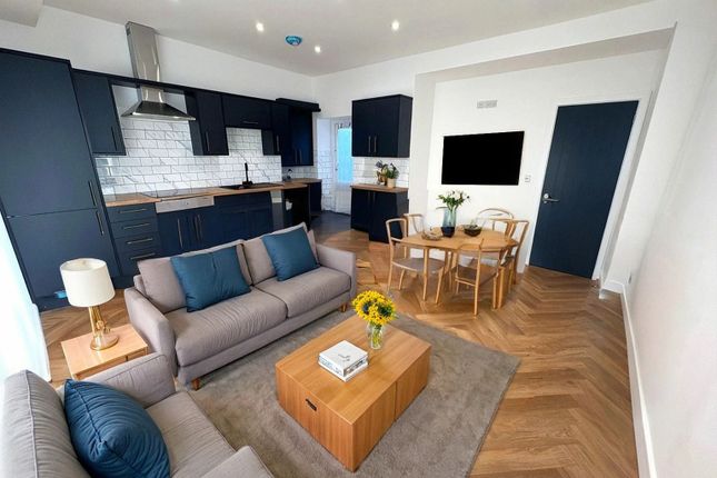 Neath Road, Swansea 4 bed end of terrace house for sale