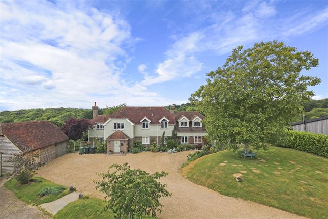 Stunts Green, Herstmonceux BN27 6 bed equestrian property for sale