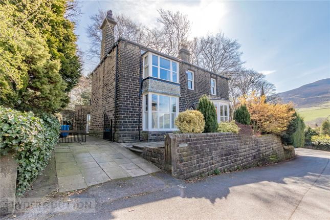 Park Lane, Greenfield, Saddleworth, OL3 4 bed detached house for sale