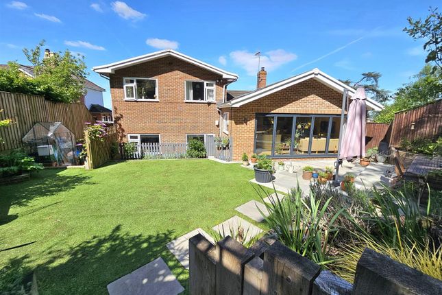 Stroud Road, Tuffley, Gloucester 5 bed detached house for sale