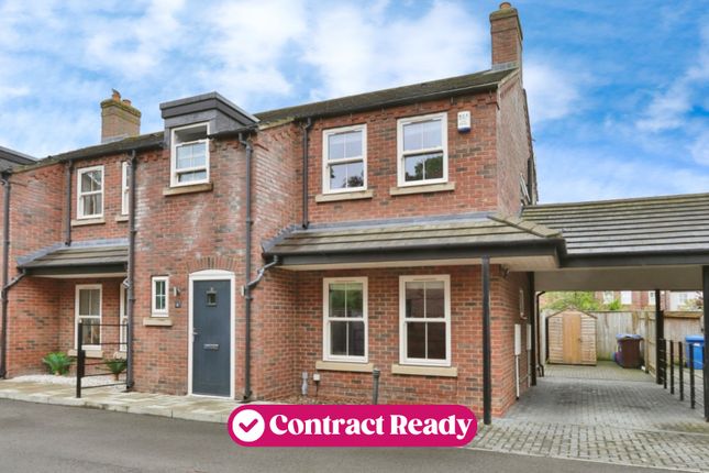 Clifton Grove, Driffield YO25 3 bed semi