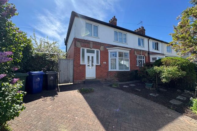 HOMEFIELD AVENUE, GRIMSBY 3 bed end of terrace house for sale