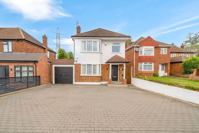 3 bed detached house