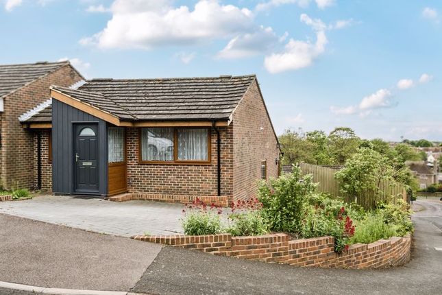 2 bedroom semi-detached bungalow for sale