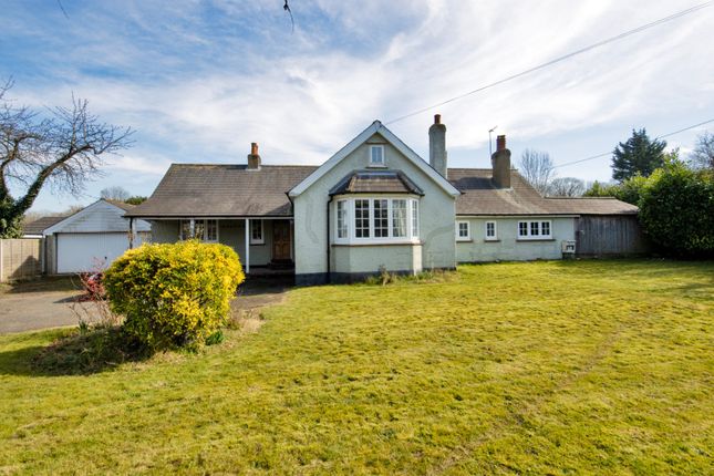 Ash Road, Hartley, Longfield, Kent, DA3 4 bed bungalow for sale