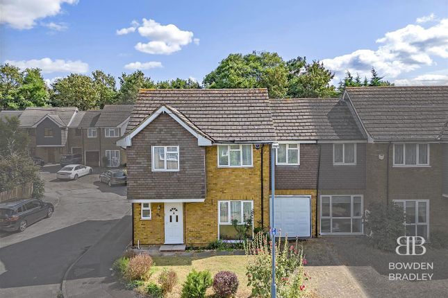 Roding Lane South, Redbridge 4 bed end of terrace house for sale