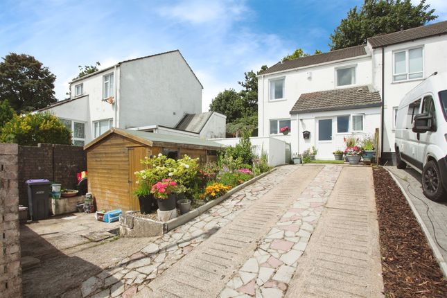 4 bedroom end of terrace house for sale