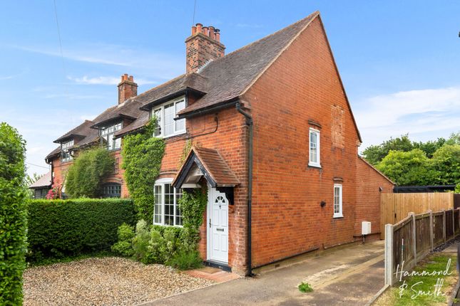 2 bedroom semi-detached house for sale