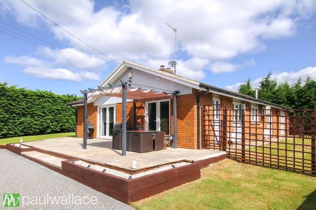 Hoe Lane, Nazeing 3 bed detached bungalow for sale