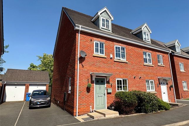 East Church Way, Hopwood, Heywood... 4 bed semi