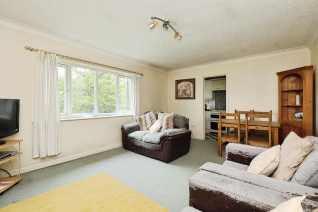 Sterndale Road Millhouses, Sheffield... 2 bed flat for sale