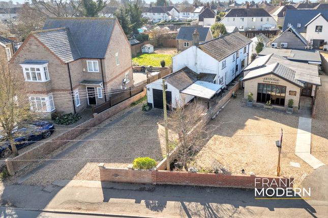 3 bedroom cottage for sale