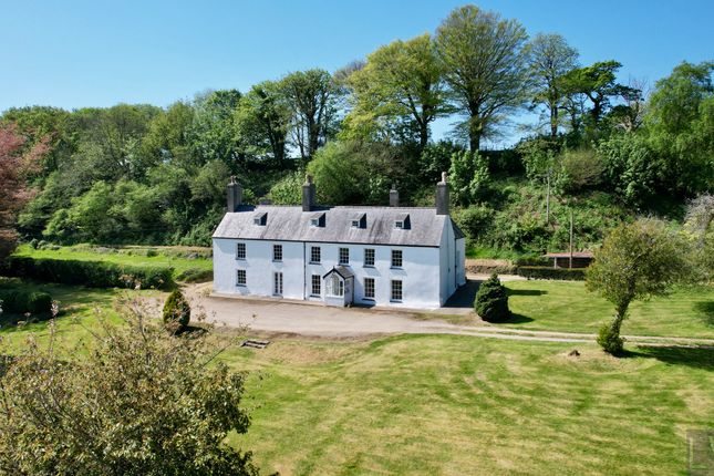 10 bedroom farm house for sale