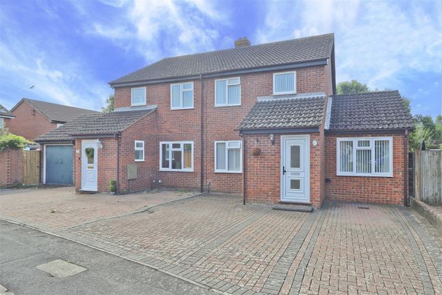 4 bedroom semi-detached house for sale