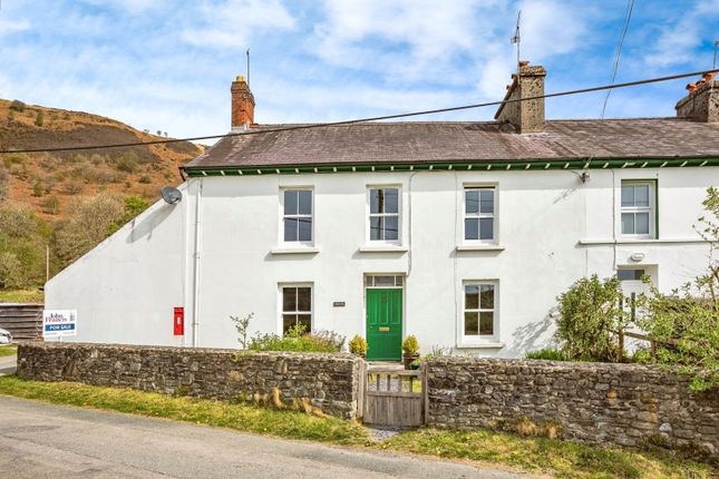 5 bedroom semi-detached house for sale