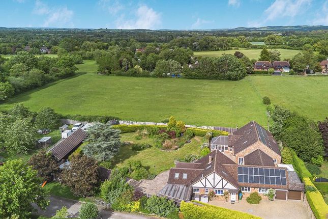 New Road, Aston Clinton 5 bed detached bungalow for sale
