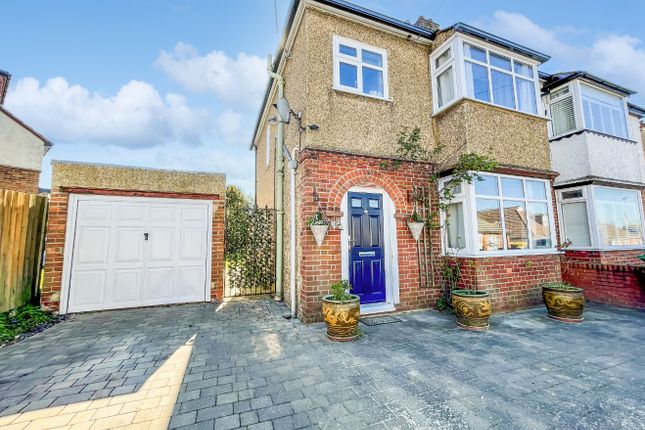 Markham Road, Luton, Bedfordshire... 3 bed semi