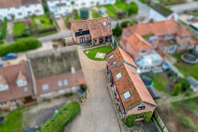 Lower Street, Salhouse 3 bed barn conversion for sale