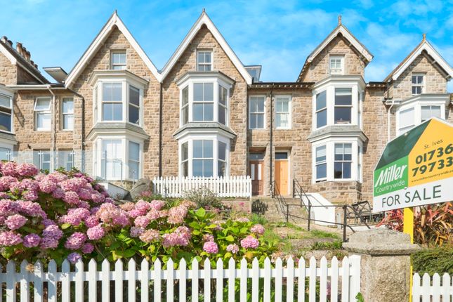 5 bedroom terraced house for sale