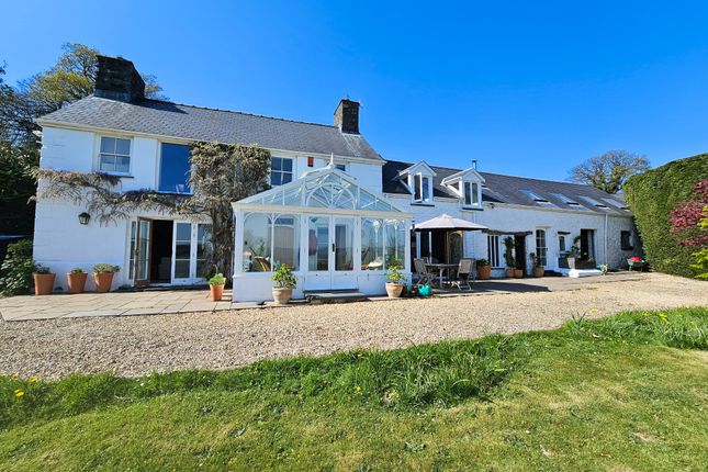 Llanbadarn Fawr 5 bed detached house for sale