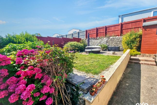 3 bedroom semi-detached bungalow for sale