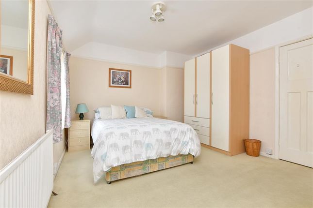 Chaucer Road, Elvington, Dover, Kent 3 bed end of terrace house for sale