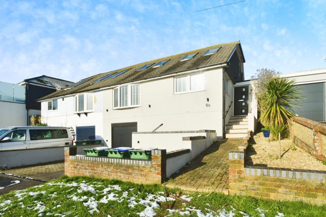 5 bed bungalow