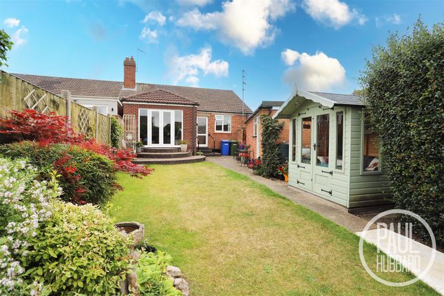 Loxley Road, Oulton Broad, NR33 3 bed semi