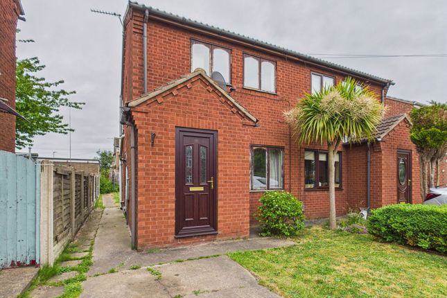 Kelsey Avenue, Scunthorpe, DN15 2 bed semi