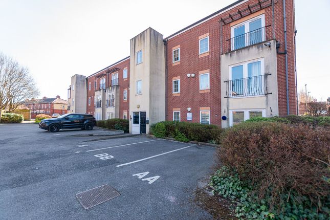 Windermere Road, Leigh WN7 2 bed apartment for sale