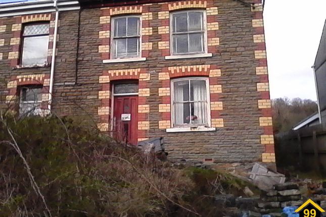 abercrave, Abercrave, Swansea, Powys... 3 bed semi
