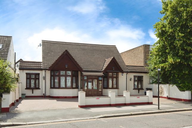 6 bedroom bungalow for sale