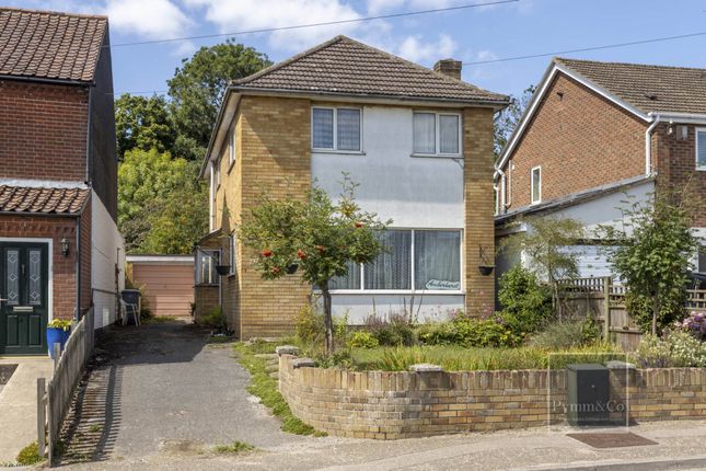 Spixworth Road, Norwich NR6 3 bed detached house for sale