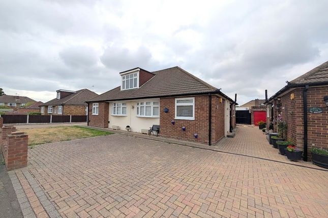 2 bedroom semi-detached bungalow for sale