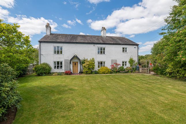 Weir Lane, Woolston, Warrington 4 bed farm house for sale