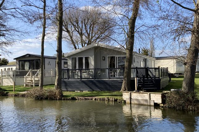 Clacton Road, Weeley 3 bed park home for sale