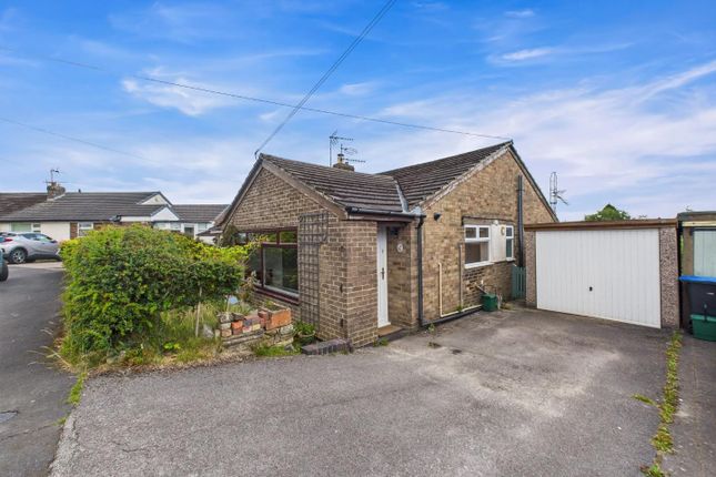 2 bedroom semi-detached bungalow for sale