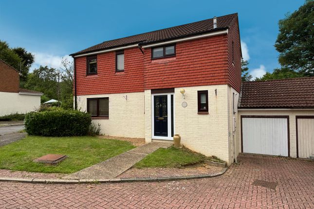 Goldstone Walk, Chatham, ME5 4 bed detached house for sale