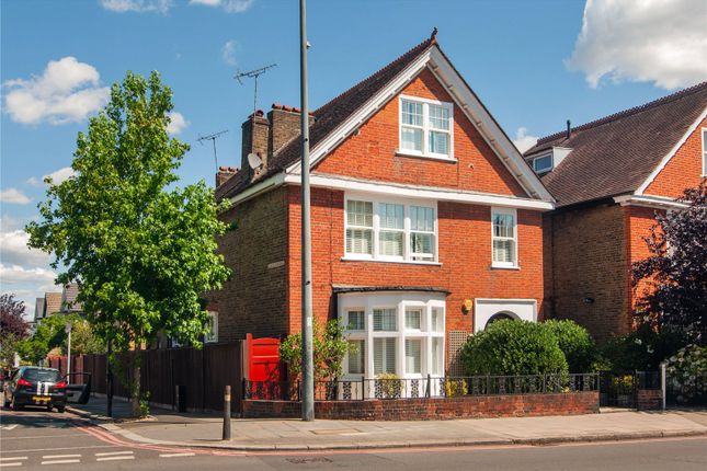 Upper Richmond Road West, London, SW14 4 bed detached house for sale