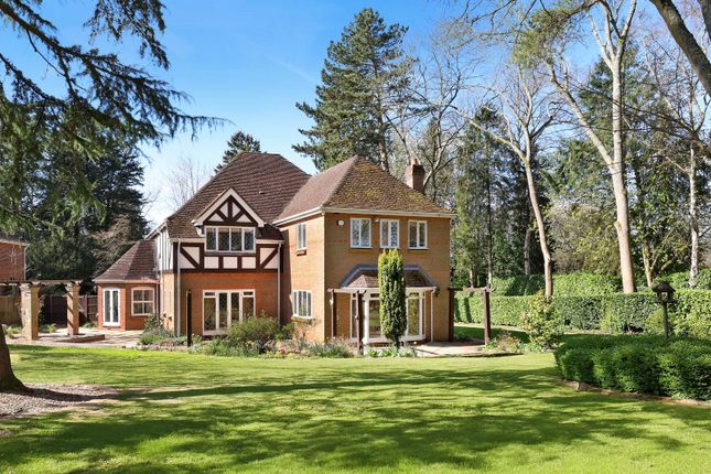 Manor Road, Penn, Buckinghamshire, HP10 5 bed detached house for sale