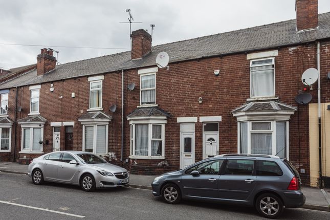 St. Catherines Avenue, Doncaster DN4 3 bed terraced house for sale