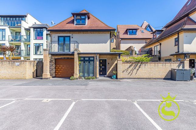 Wyndham Road, Poole BH14 4 bed detached house for sale