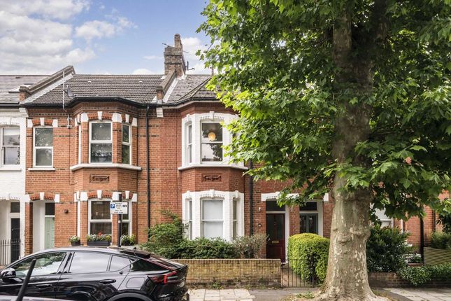 Silver Crescent, London W4 4 bed house for sale